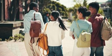 US College Enrollment Trends: Data Analysis for 2025 Students - Cover Image